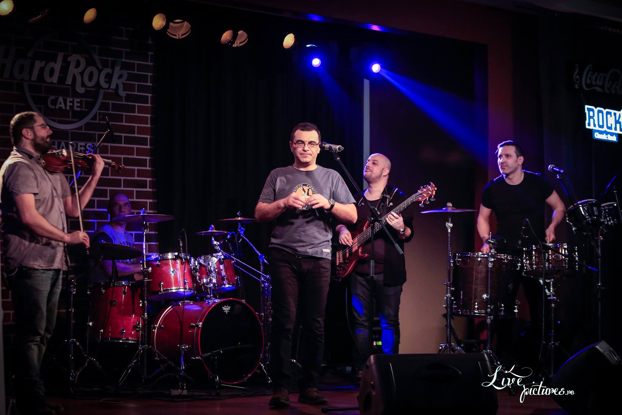 MIHAI MARGINEANU& BAND, CLIPE DE VOIE BUNA IN HARD ROCK CAFE