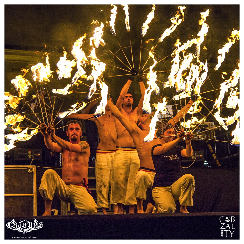 Spectacol de foc si muzica traditionala, la Sibiu