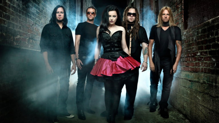 Evanescence la Bucuresti: Setlist de zile mari la Arenele Romane