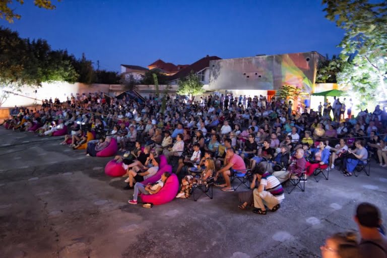 Grădina de vară din Eforie Sud a primit pe 1 August, peste 500 de persoane!