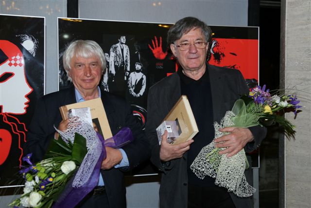 1 Laureatii Premiilor Criticii 2016 - Emil Boroghina si Ion Caramitru, foto Florin Chirea